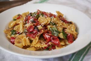 Bowtie Pasta with Roasted Red Pepper and Basil