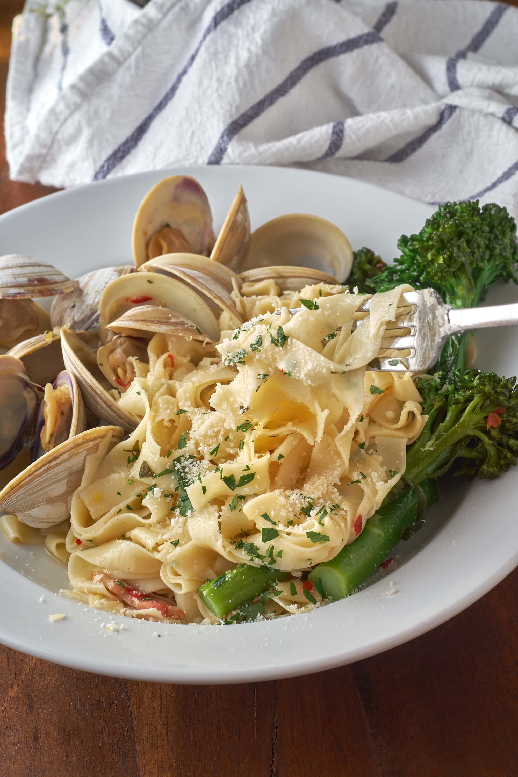 Homemade Fettuccine and Clams – Eat Up! Kitchen