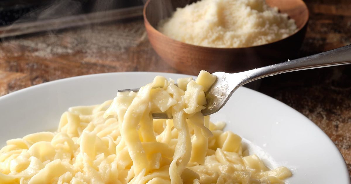 Authentic Fettuccine Alfredo From Scratch (without Cream) Eat Up! Kitchen